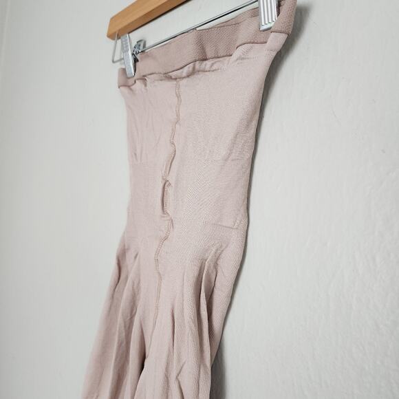 NEW Spanx Higher Power Extended Length High Waisted Power Panty Mid Thigh Short - Picture 4 of 15